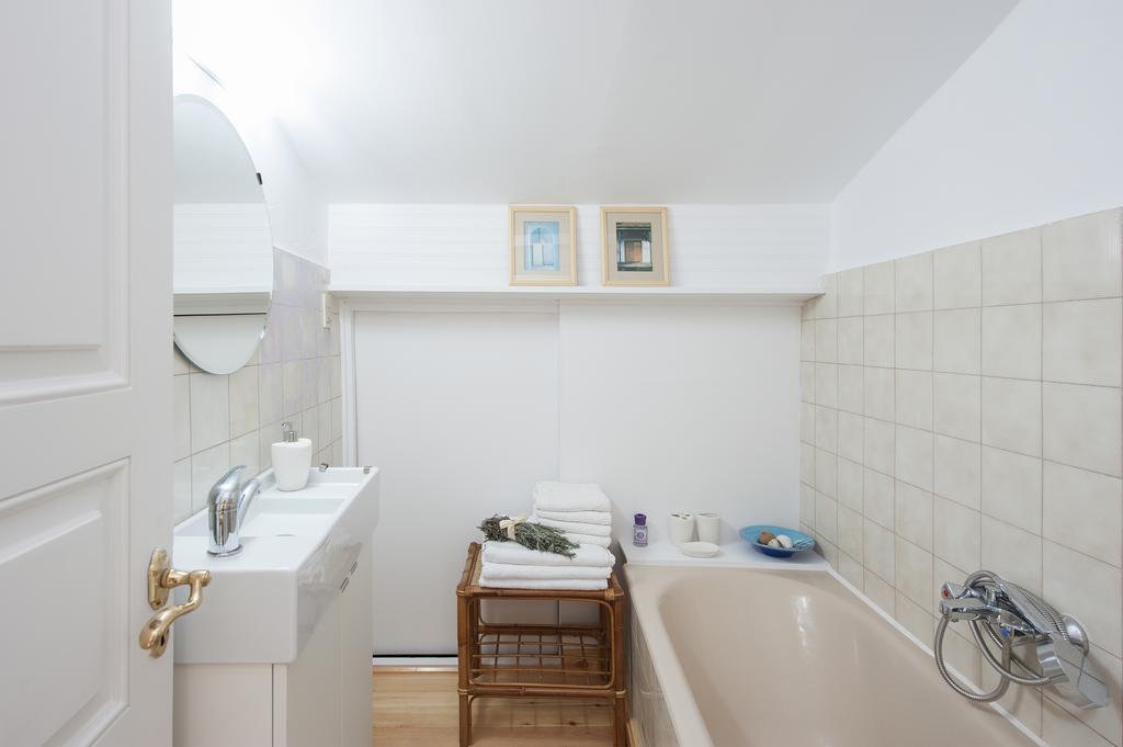 White Jasmine Cottage Áno Korakiána 外观 照片